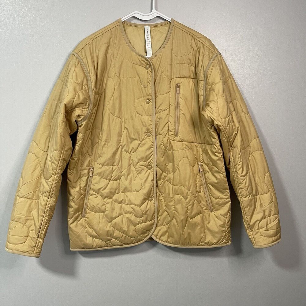 Lululemon Size 6 Women's Beige Insulated Quilted Jacket